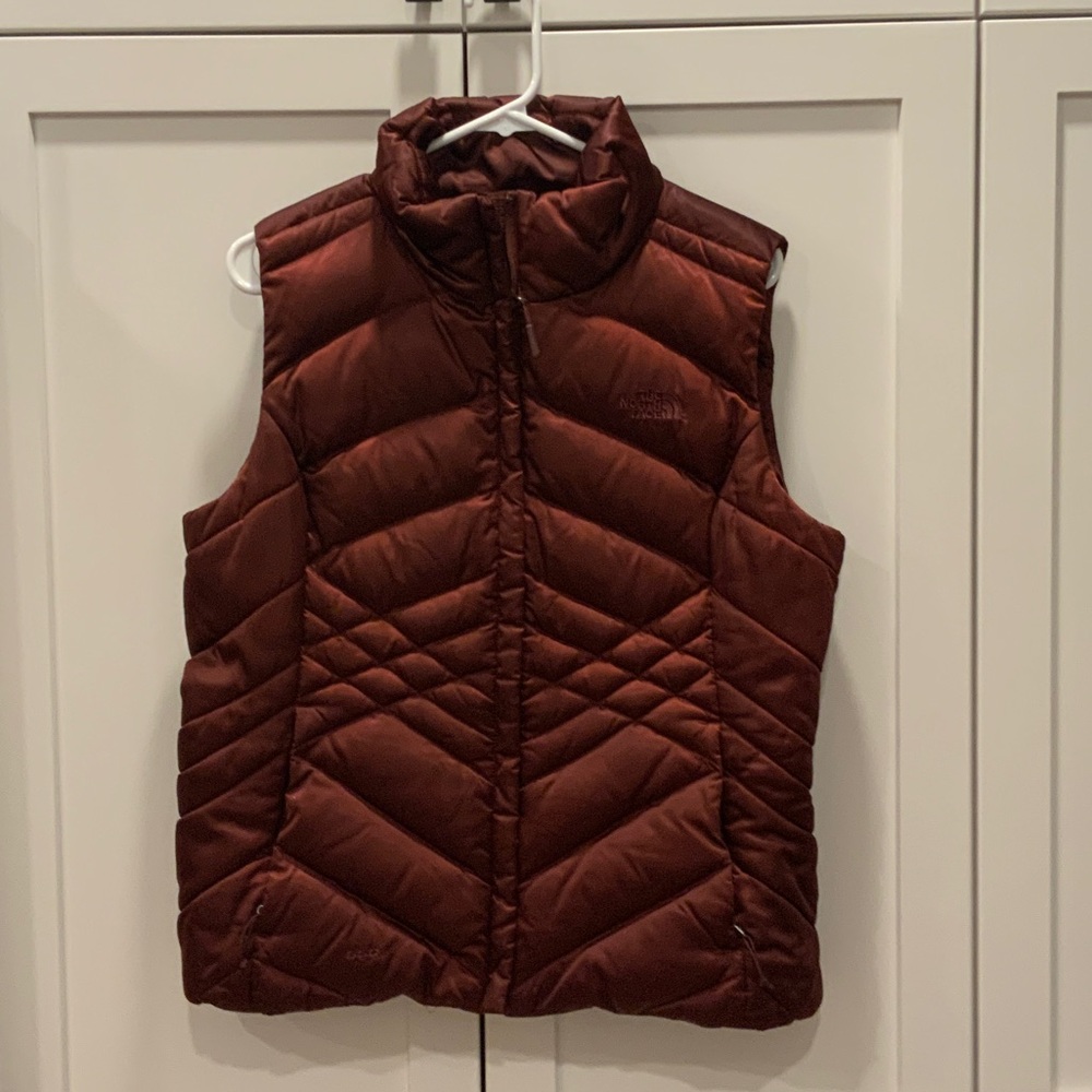 Women's Quilted Vest - Burgundy NF